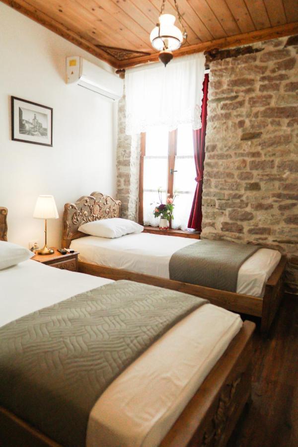 4 Rooms Gjirokastra Exteriör bild