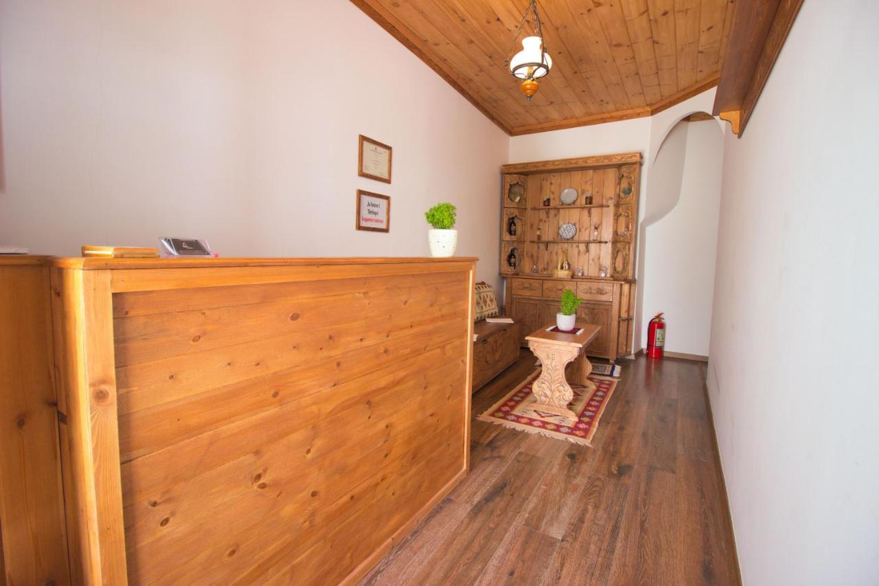 4 Rooms Gjirokastra Exteriör bild
