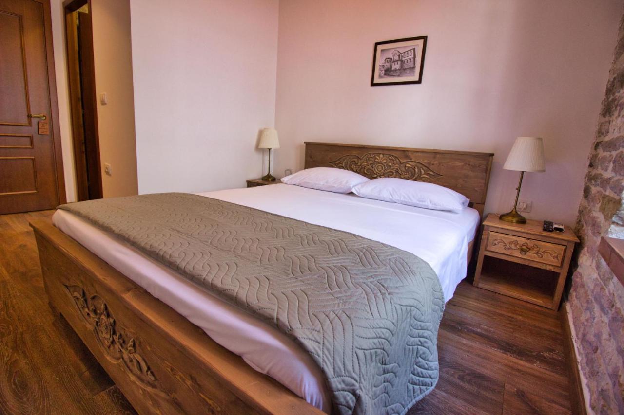 4 Rooms Gjirokastra Exteriör bild