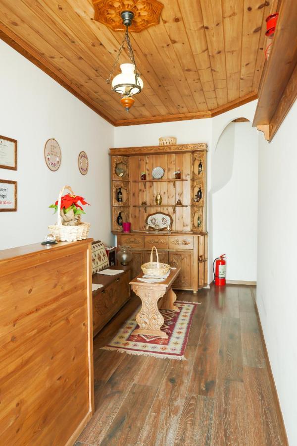 4 Rooms Gjirokastra Exteriör bild